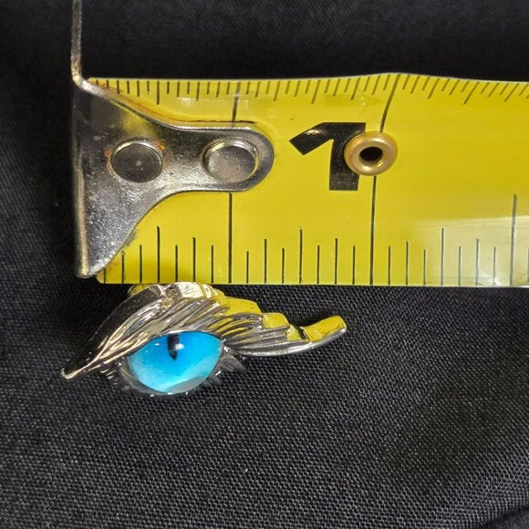 Winged Cat Eye Stud Earring Purple Blue Fantasy Jewelry Silver Tone Cosplay Goth - Picture 5 of 7